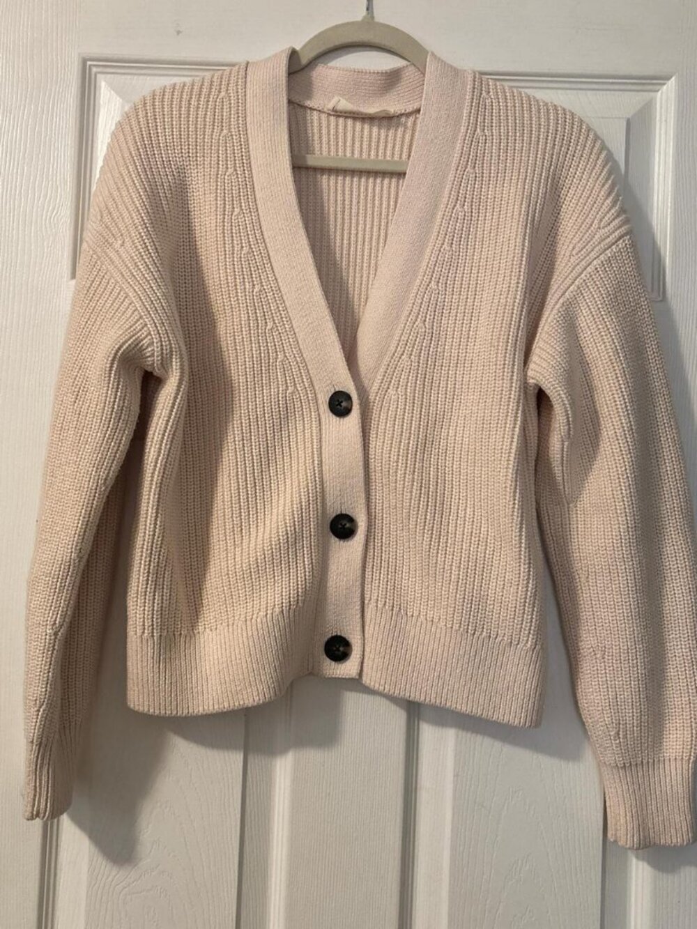 Everlane Women's Cream and White Cardigan EUC
